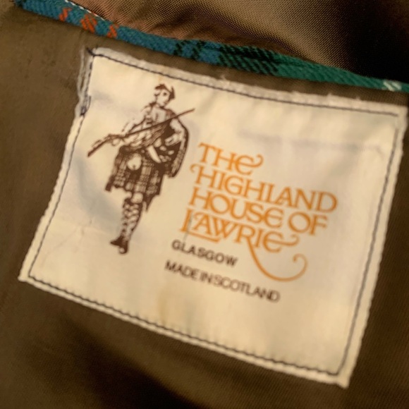 The highland house of laurie
Vtg Tartan Green Plaid Scottish Suit Coat Jacket - Picture 8 of 9